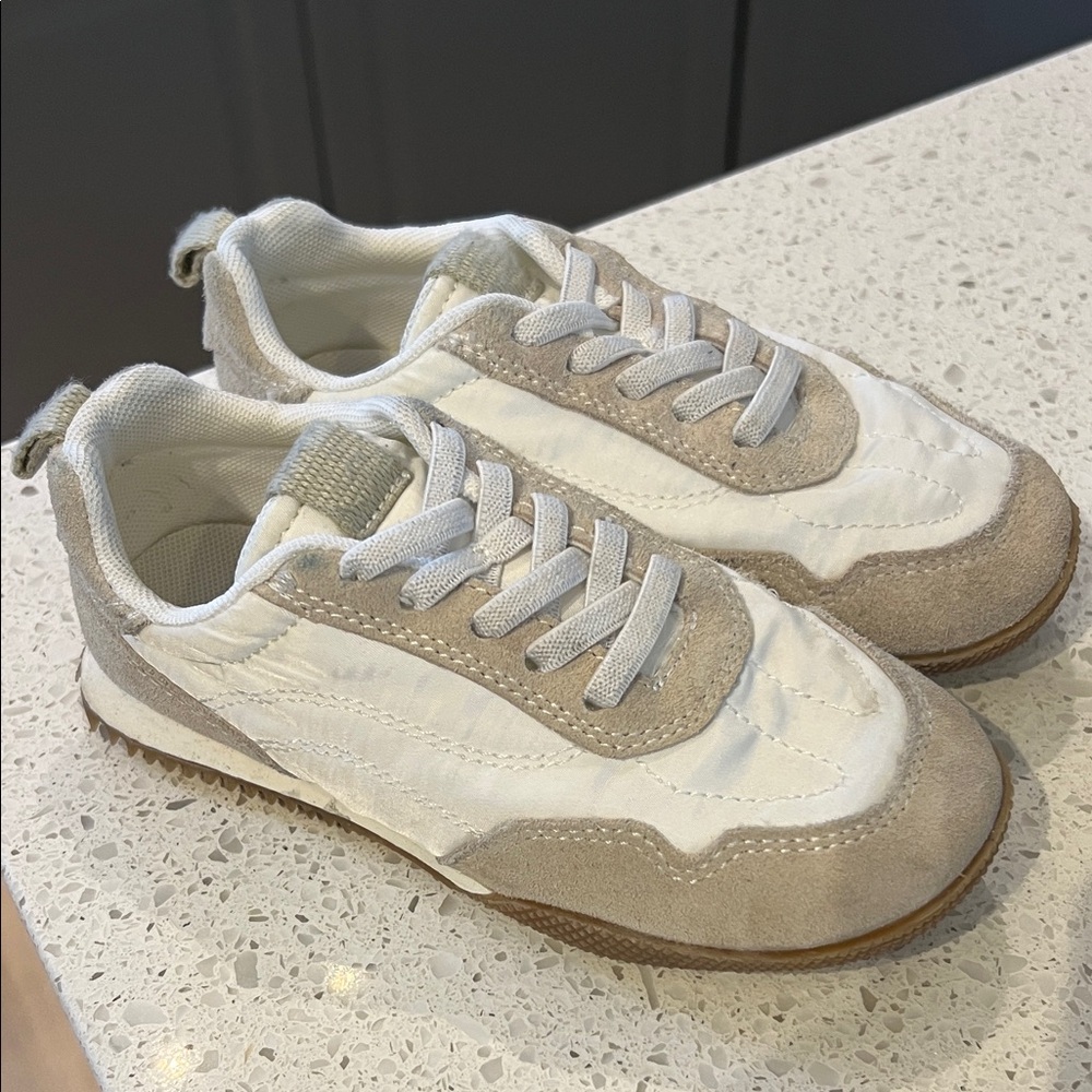 Zara Cream and Tan Sneakers